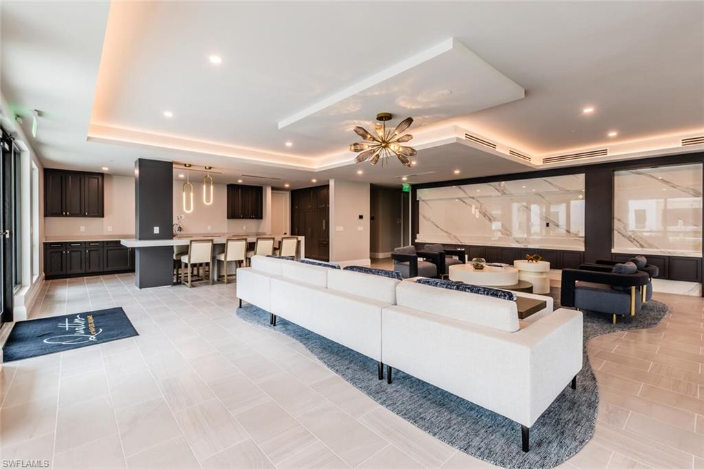 QUATTRO AT NAPLES SQUARE - Residential