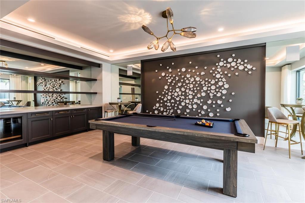 QUATTRO AT NAPLES SQUARE - Residential