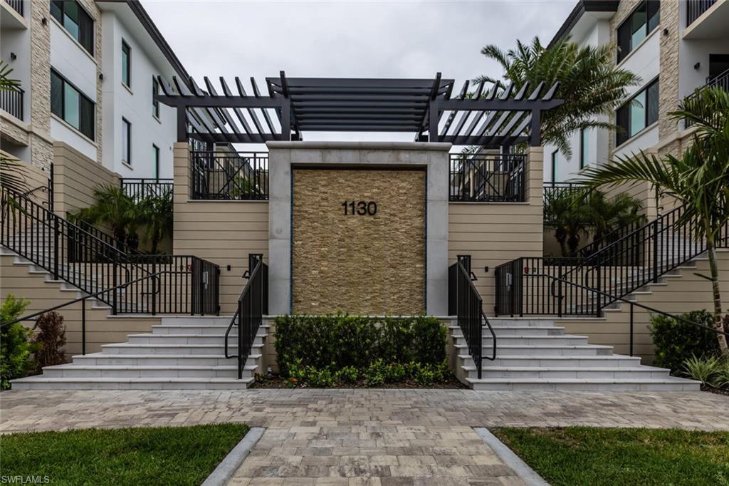 QUATTRO AT NAPLES SQUARE - Residential