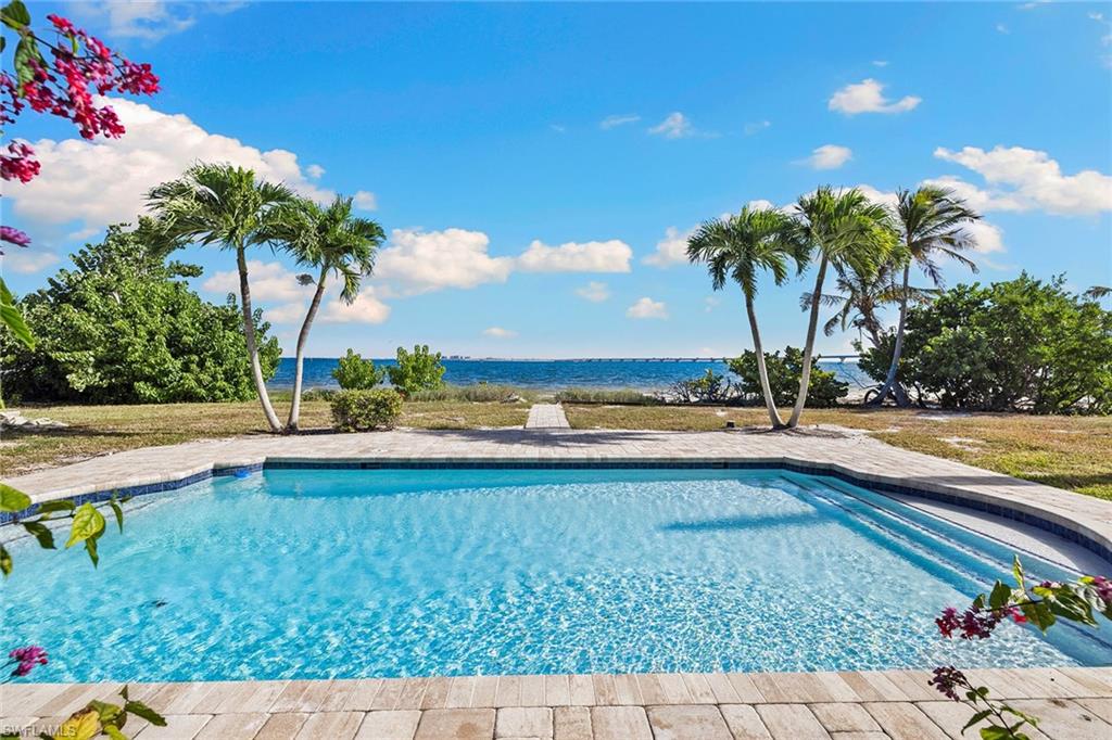 RICHARDSONS O L SUBD - Residential