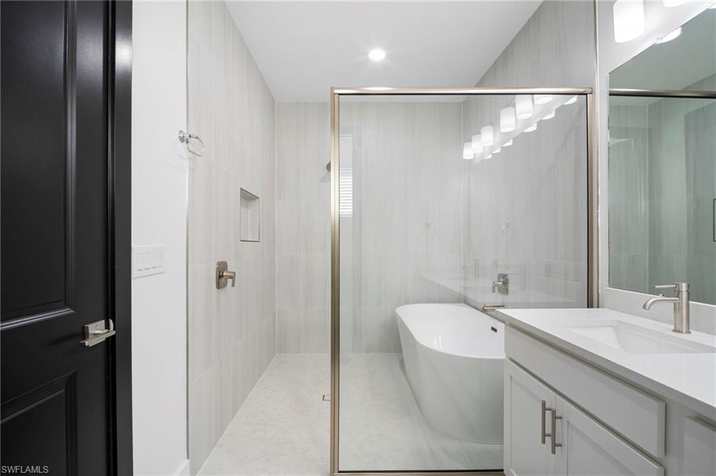 NORTH PORT - Residential Lease