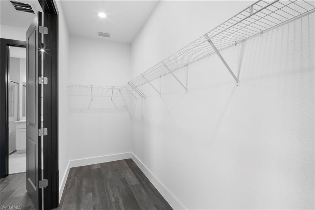 NORTH PORT - Residential Lease