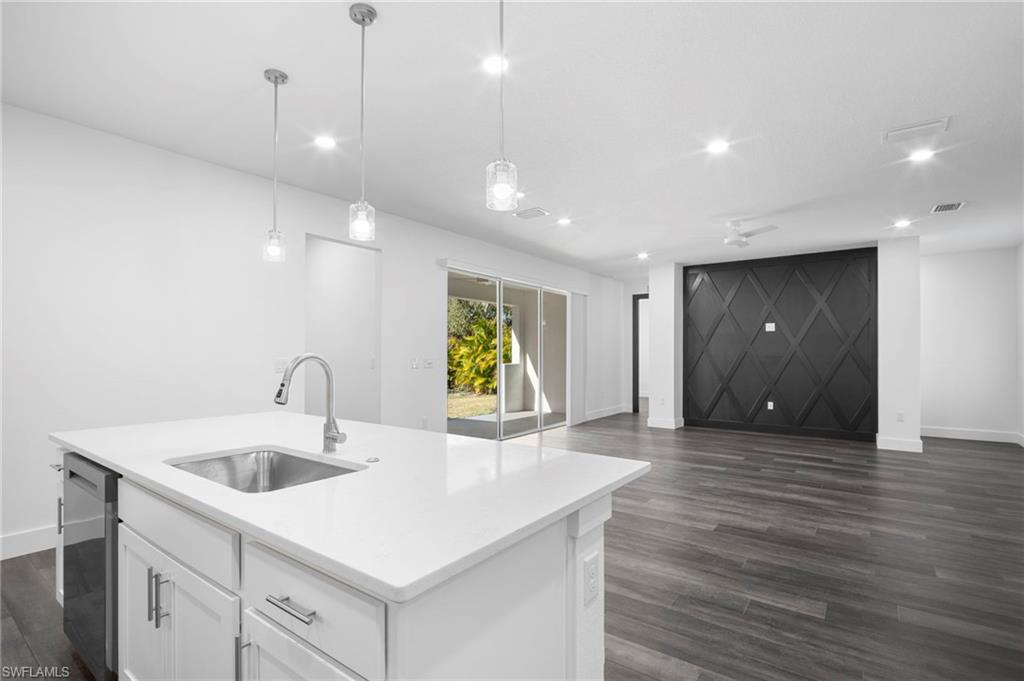 NORTH PORT - Residential Lease