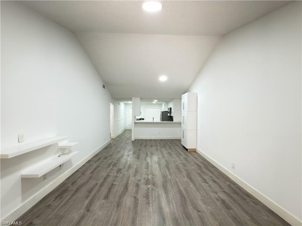 WOODMERE RACQUET CLUB - Residential