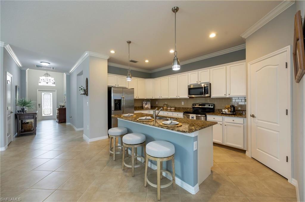 REFLECTION LAKES OF NAPLES - Residential