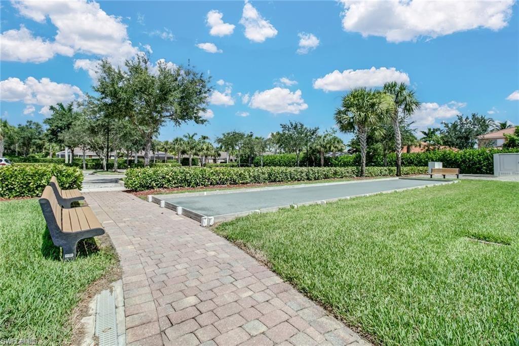 REFLECTION LAKES OF NAPLES - Residential