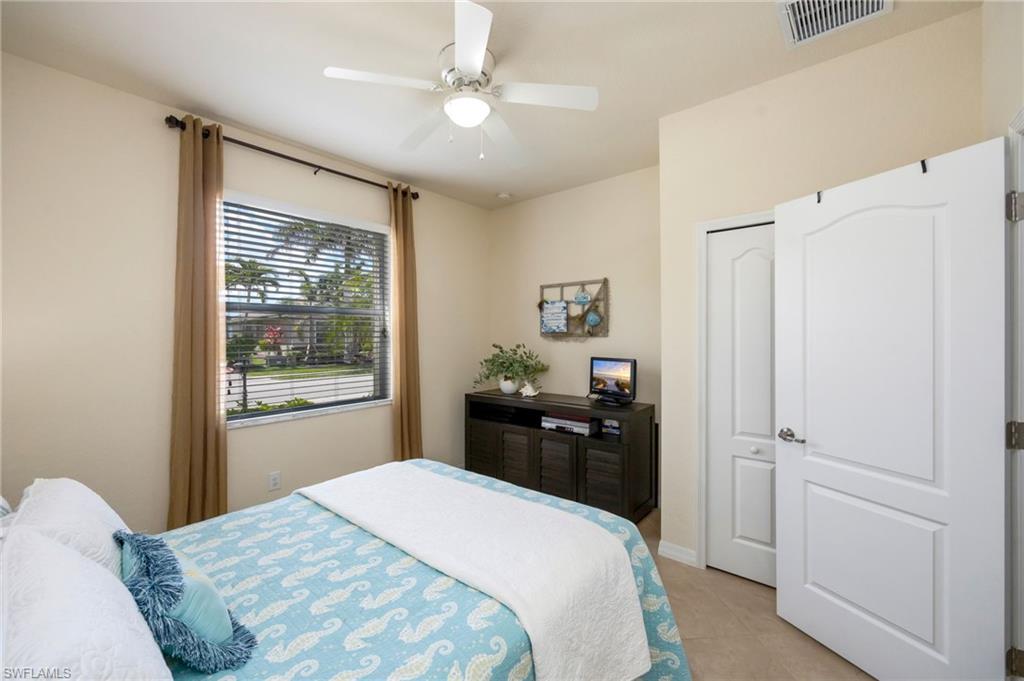 REFLECTION LAKES OF NAPLES - Residential