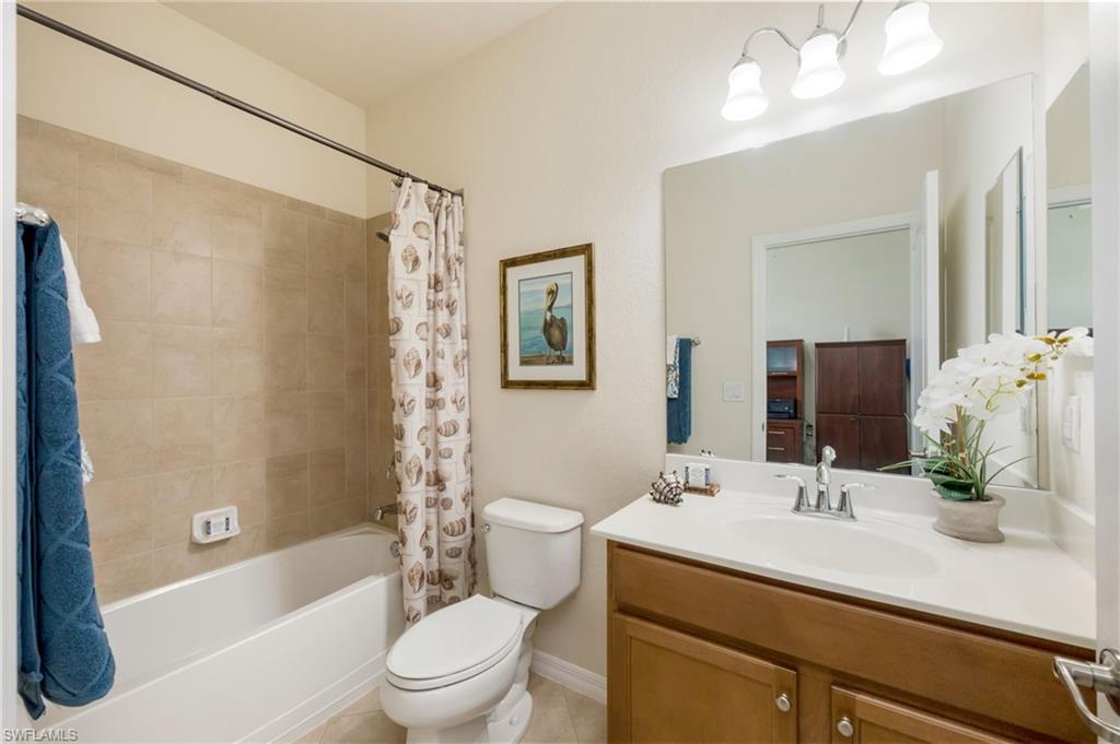 REFLECTION LAKES OF NAPLES - Residential