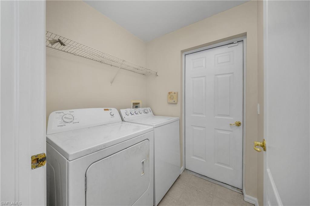 COLONIAL LINKS - Residential