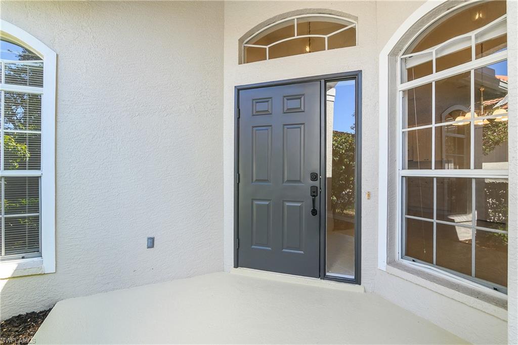 COLONIAL LINKS - Residential