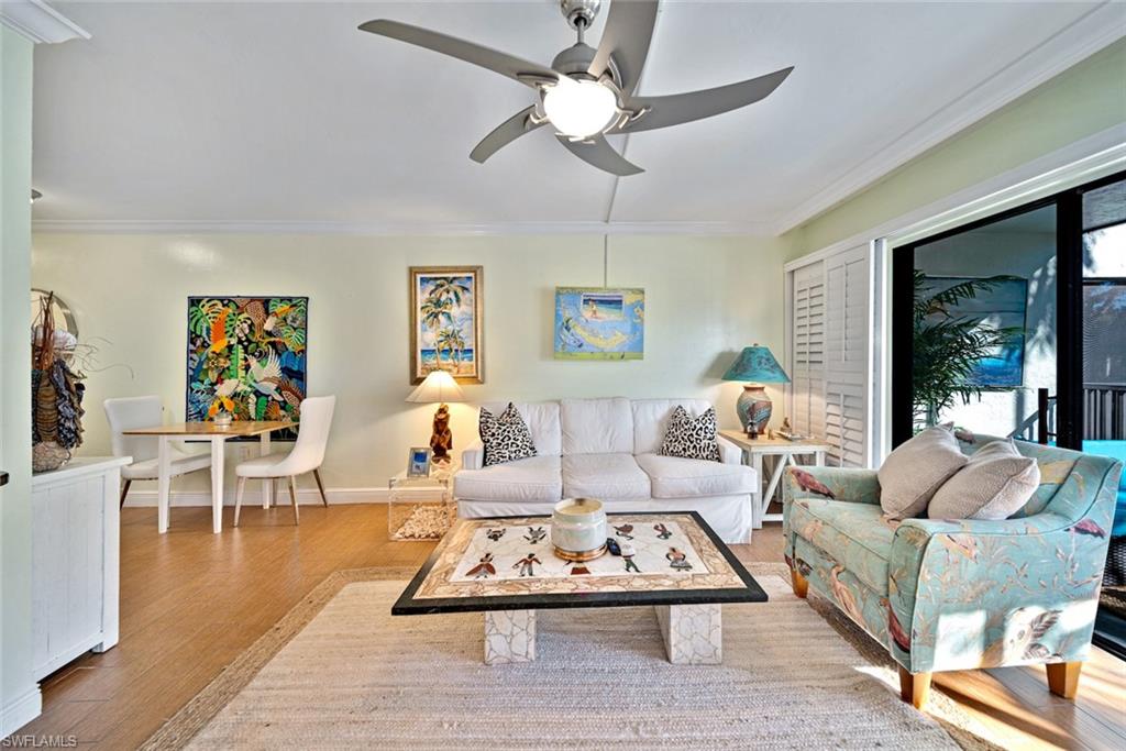 TENNIS VILLAS - Residential