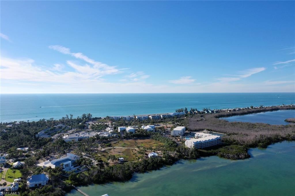 TENNIS VILLAS - Residential