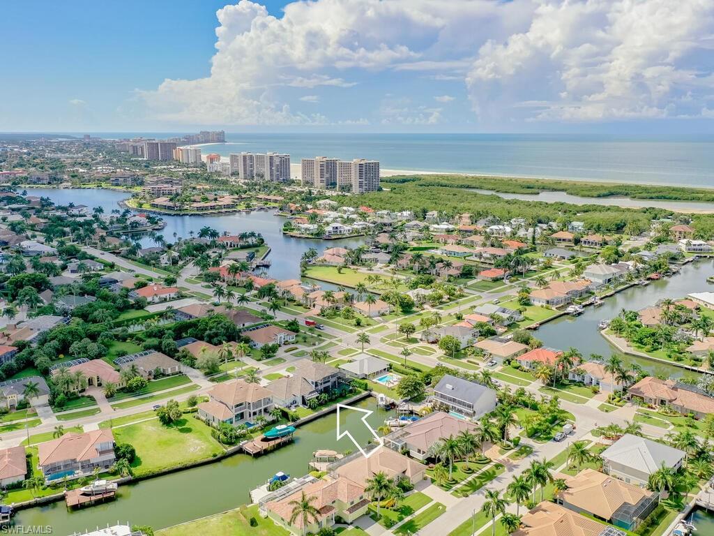 MARCO BEACH - Residential