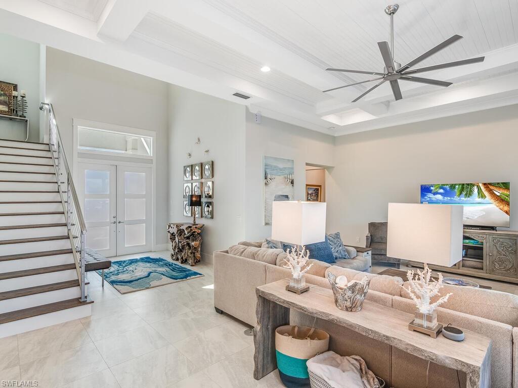 MARCO BEACH - Residential