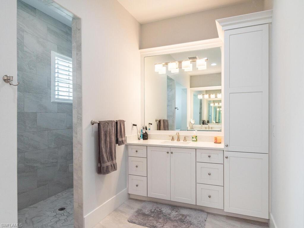 MARCO BEACH - Residential