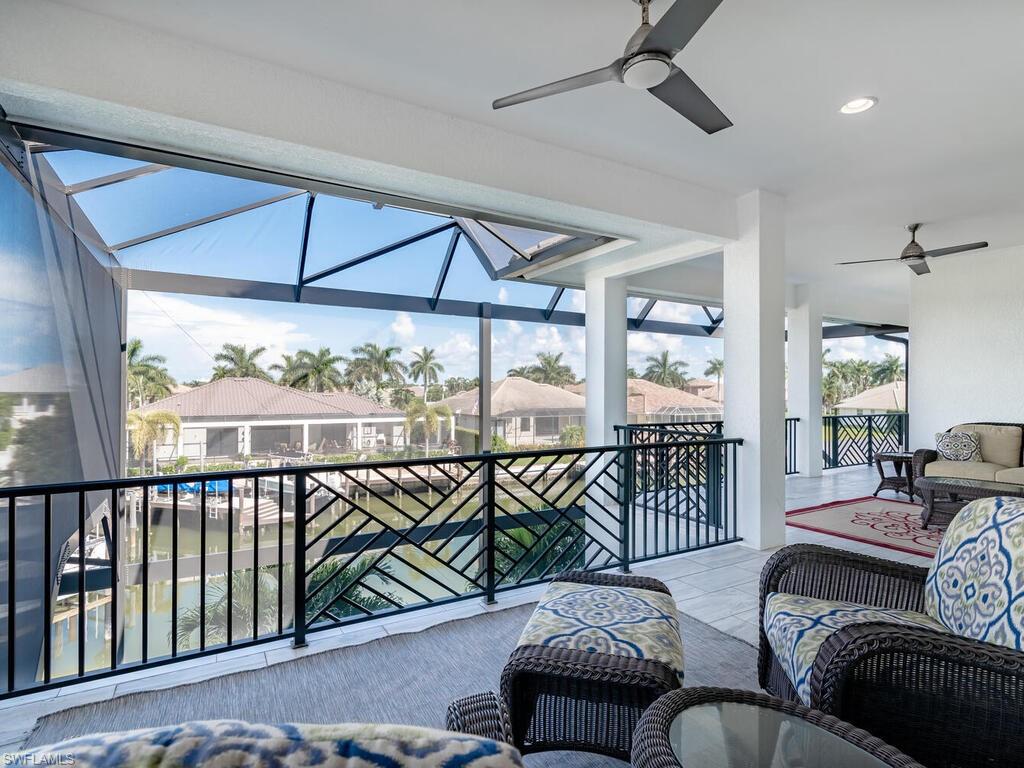 MARCO BEACH - Residential