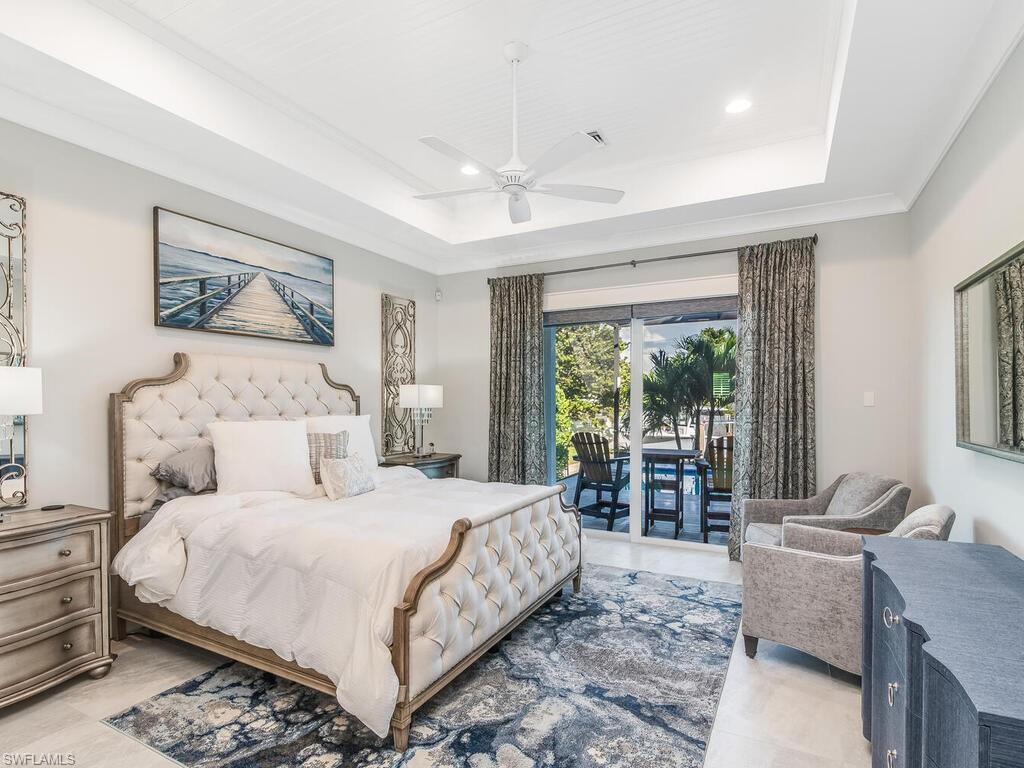 MARCO BEACH - Residential