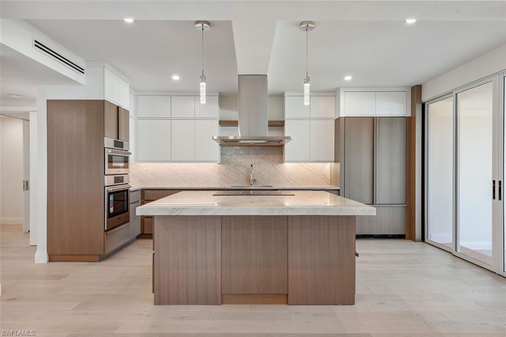 PARK PLAZA - Residential