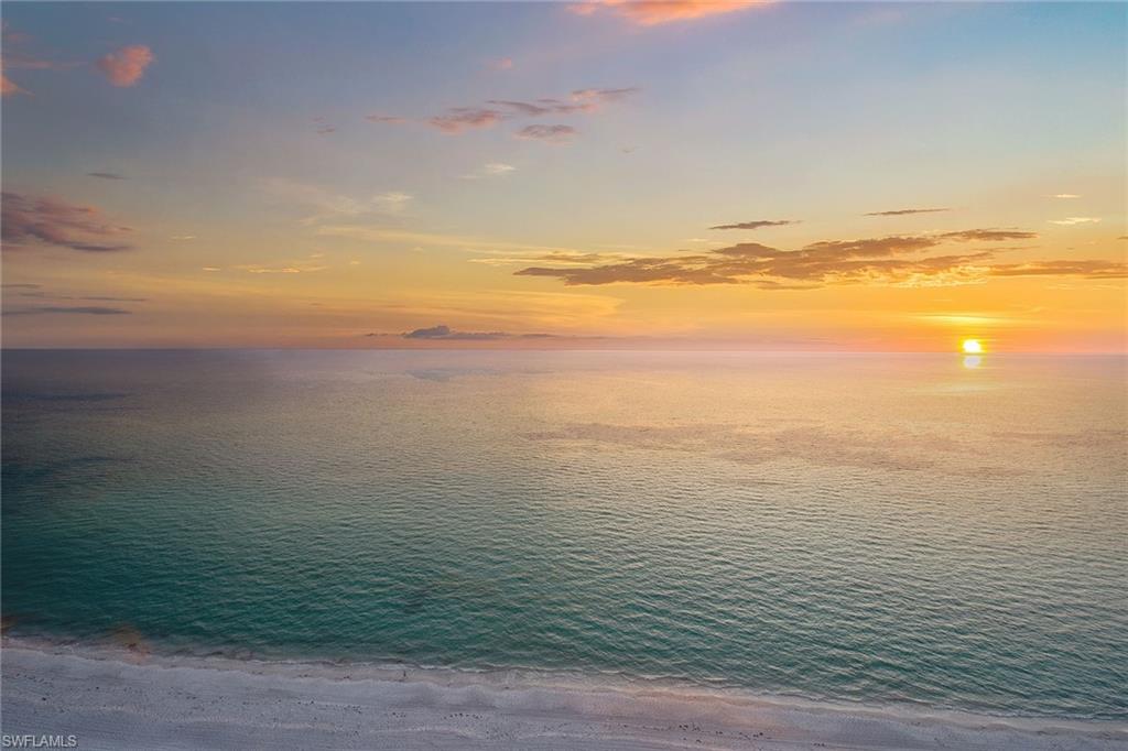 PARK PLAZA - Residential