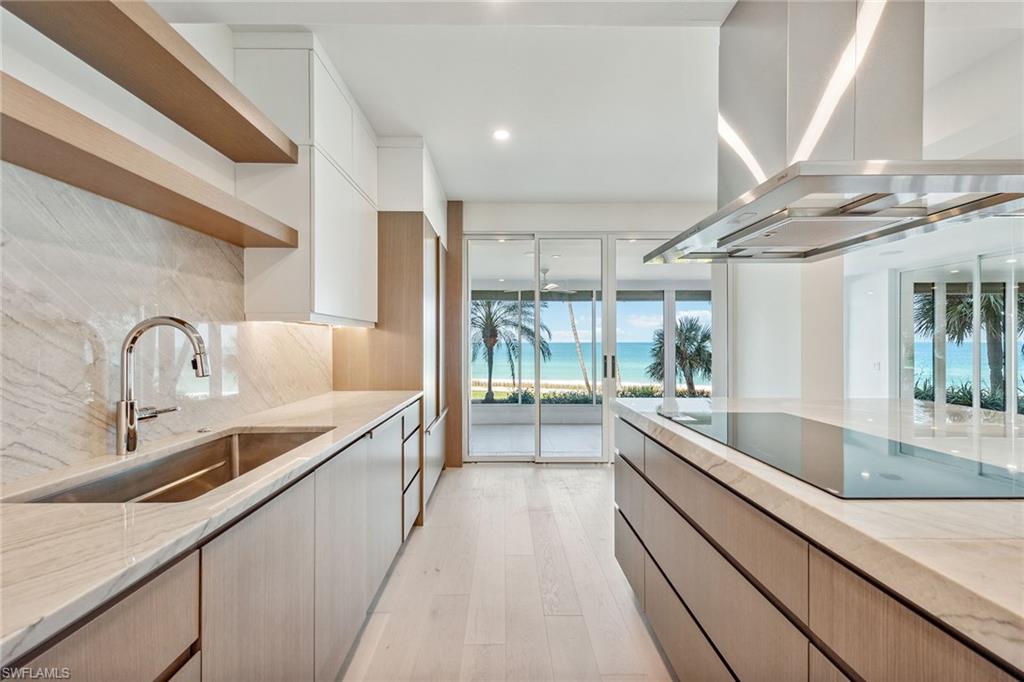 PARK PLAZA - Residential