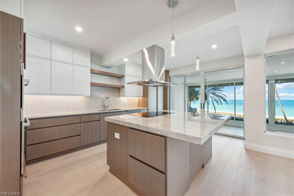 PARK PLAZA - Residential