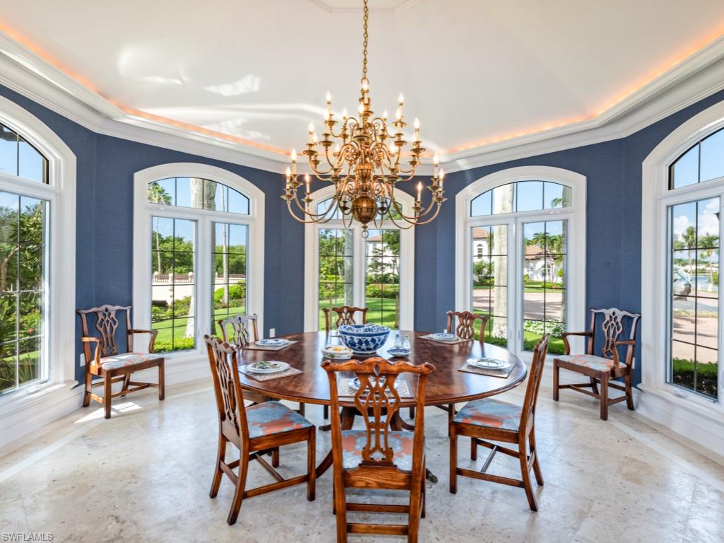 SOUTHPOINTE YACHT CLUB - Residential