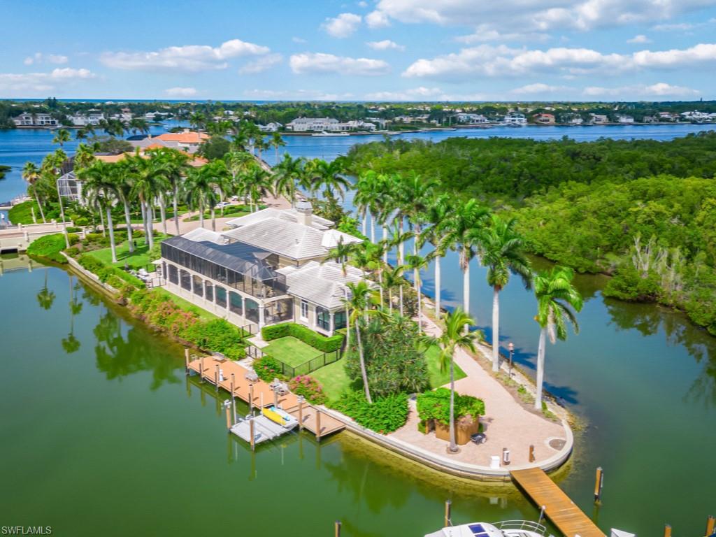 SOUTHPOINTE YACHT CLUB - Residential