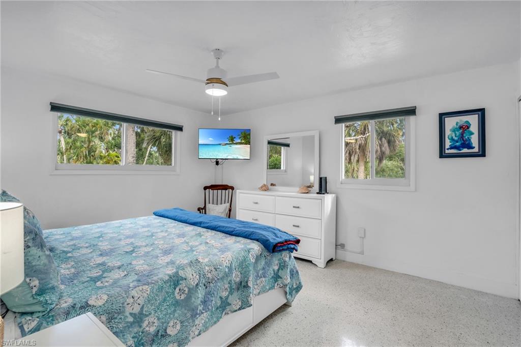 SANIBEL SHORES CONDO - Residential