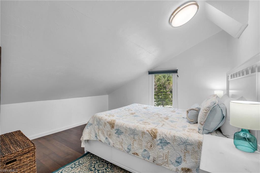 SANIBEL SHORES CONDO - Residential