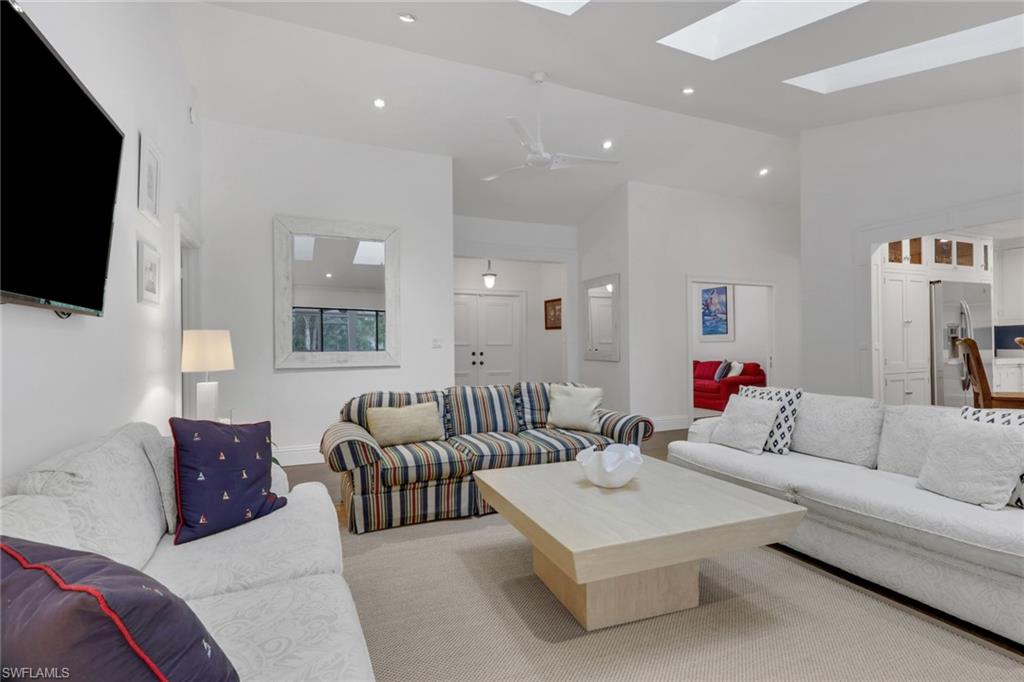 WOODLANDS - Residential