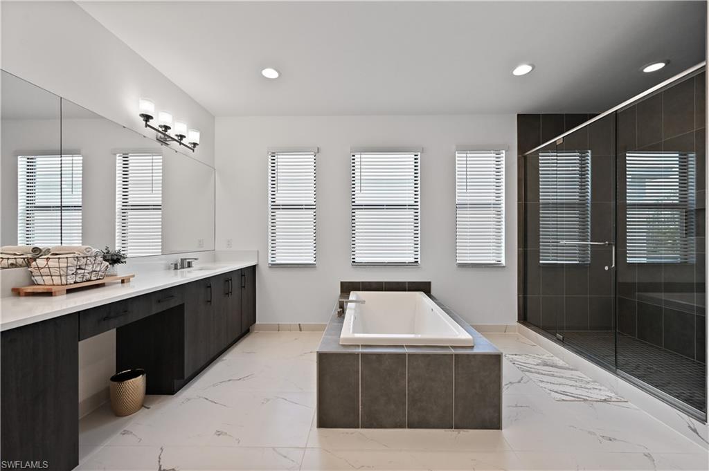 RIVERCREEK IN ESTERO - Residential