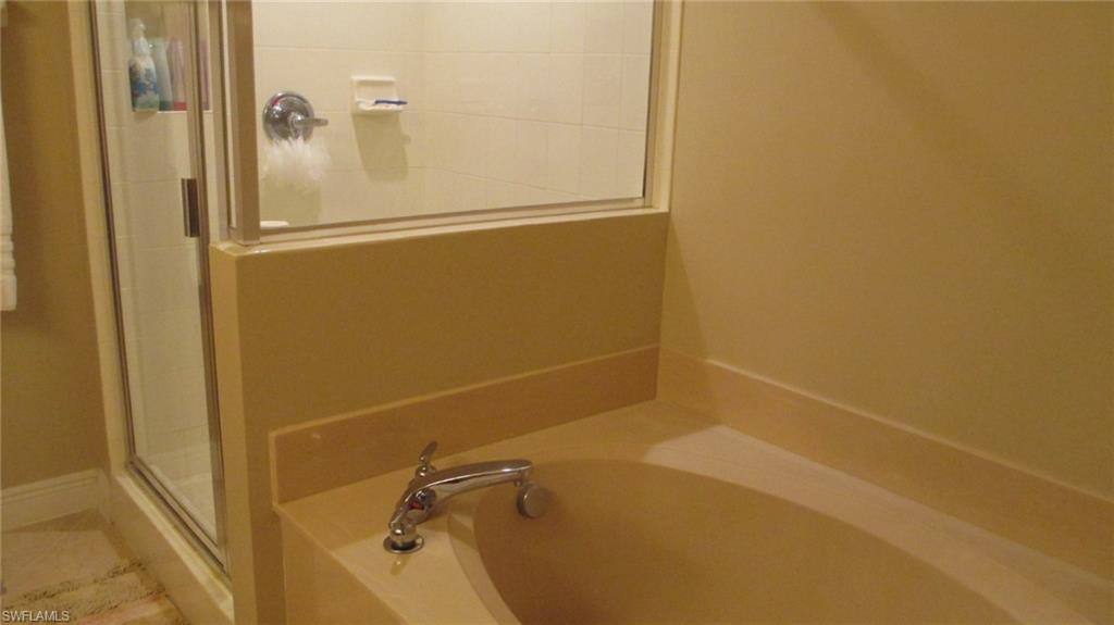 RIVIERA - Residential Lease