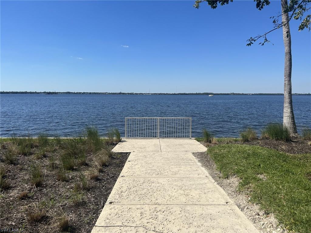 RIVIERA - Residential Lease