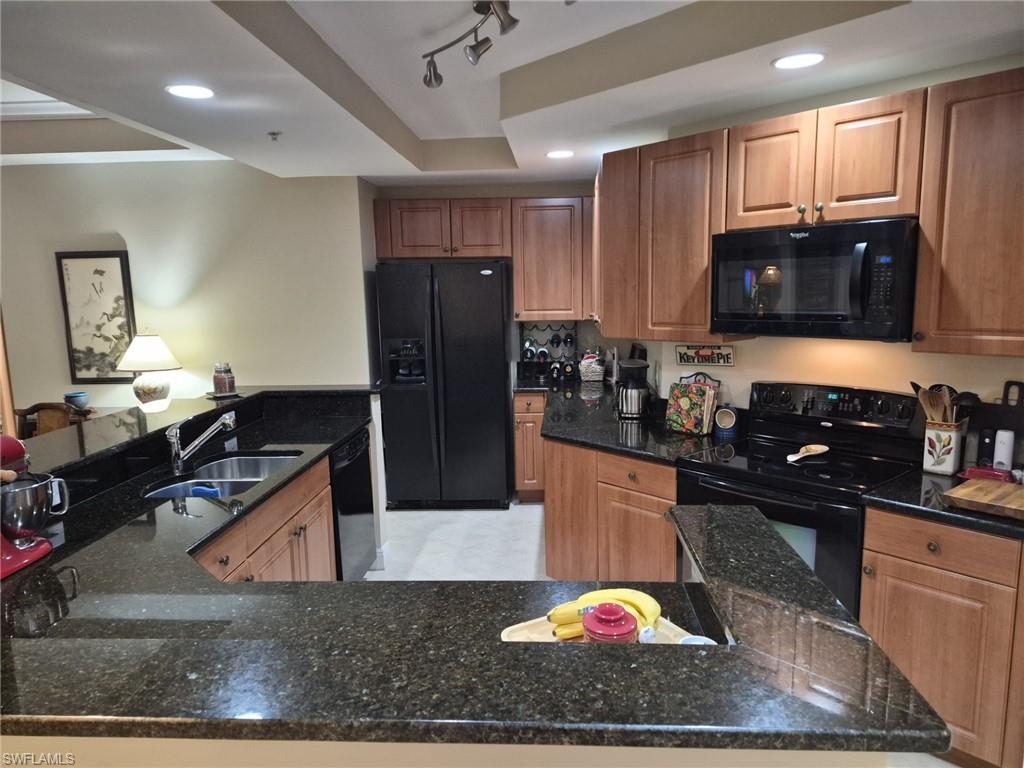 RIVIERA - Residential Lease