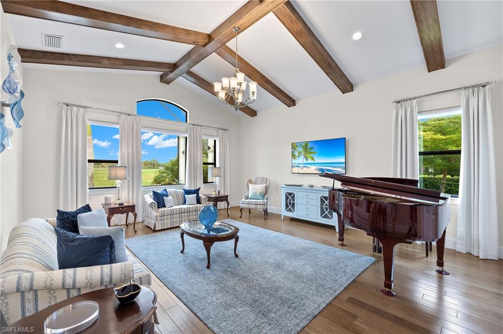 TWIN EAGLES - Residential