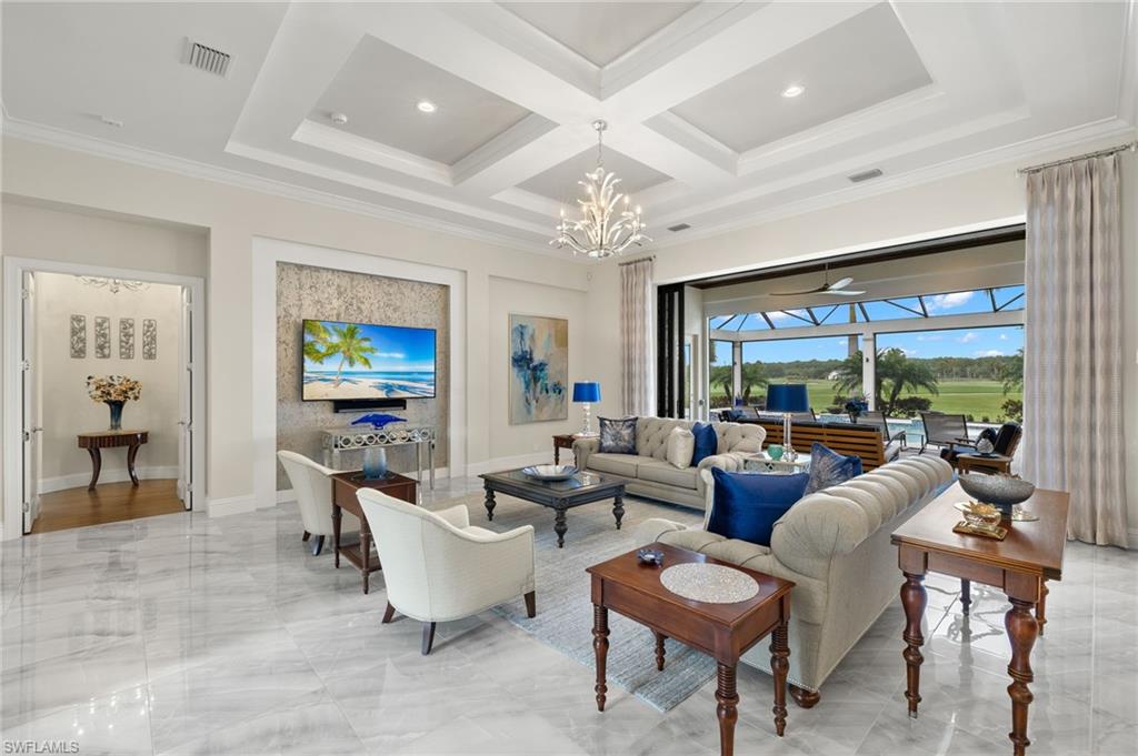 TWIN EAGLES - Residential