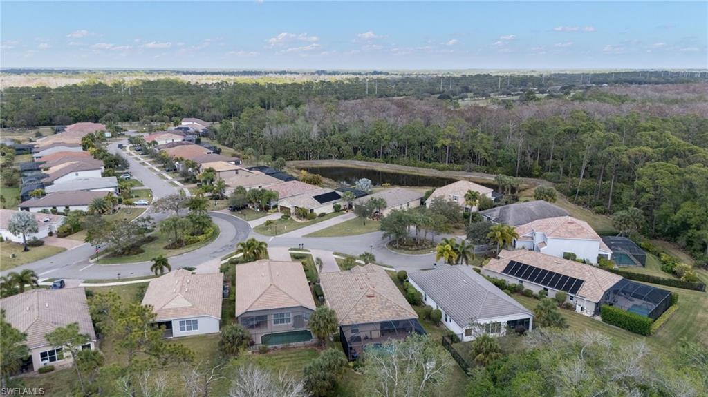 HAMPTON LAKES - Residential