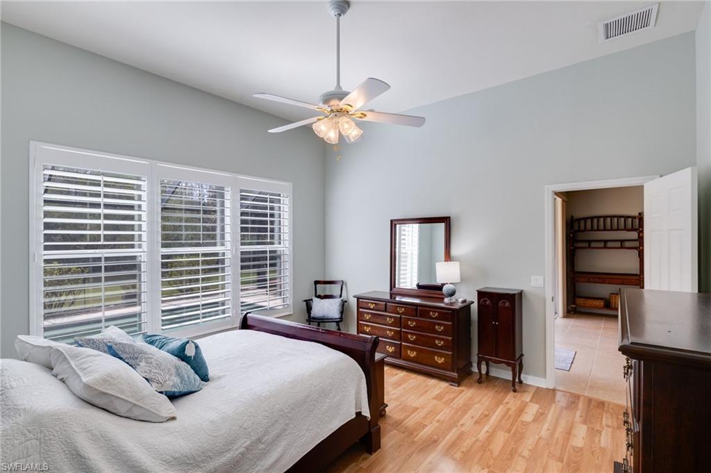 HAMPTON LAKES - Residential