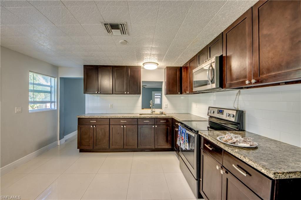 NORTH FORT MYERS - Residential