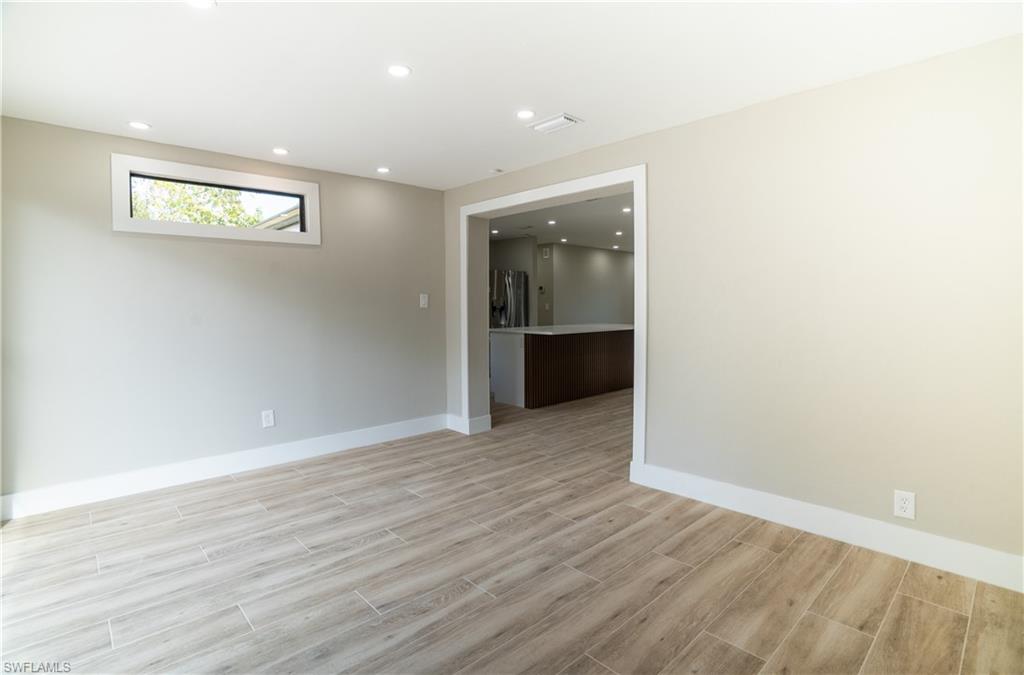 GOLDEN GATE CITY - Residential