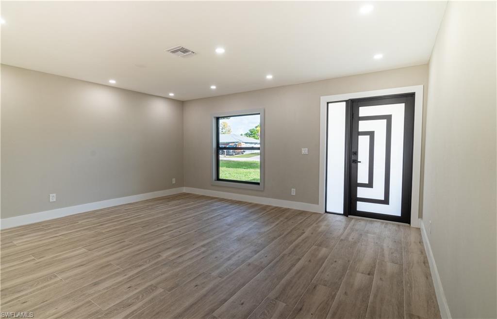 GOLDEN GATE CITY - Residential