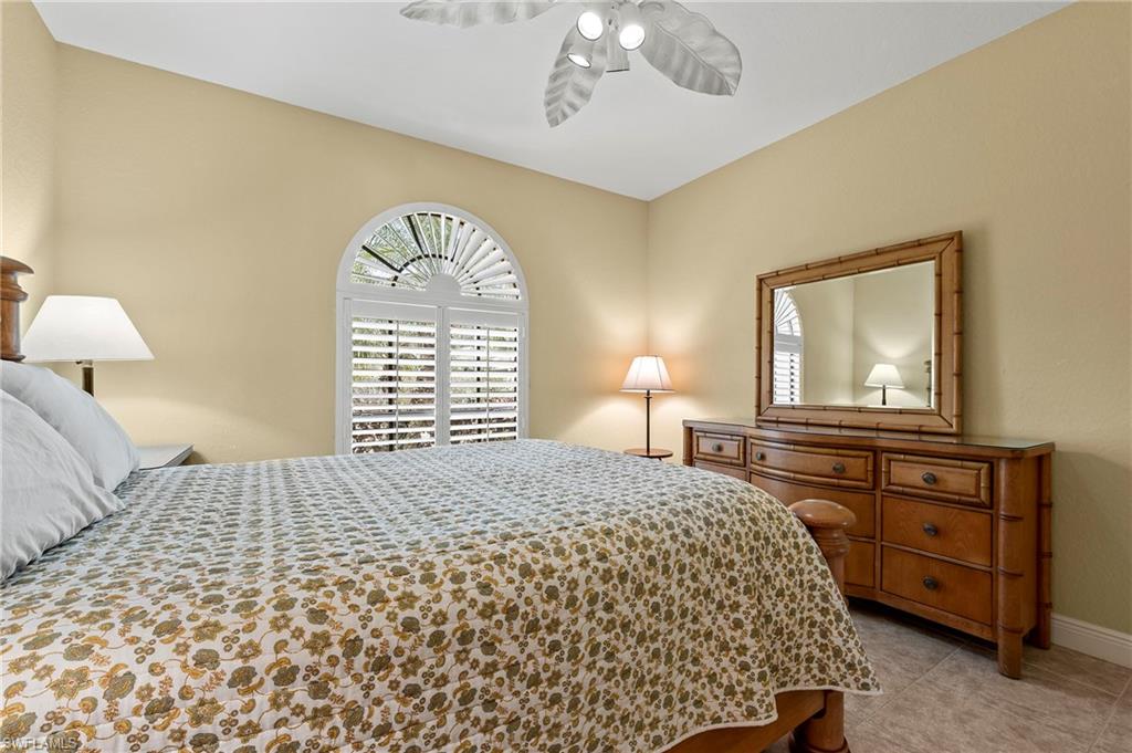 BRIARWOOD - Residential Lease