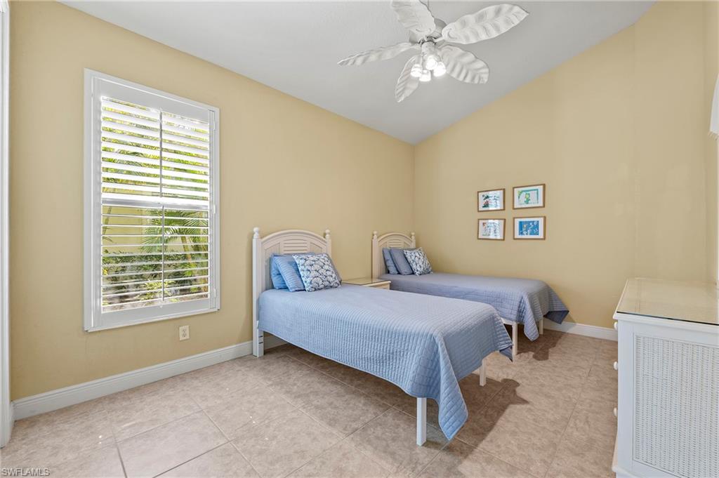 BRIARWOOD - Residential Lease