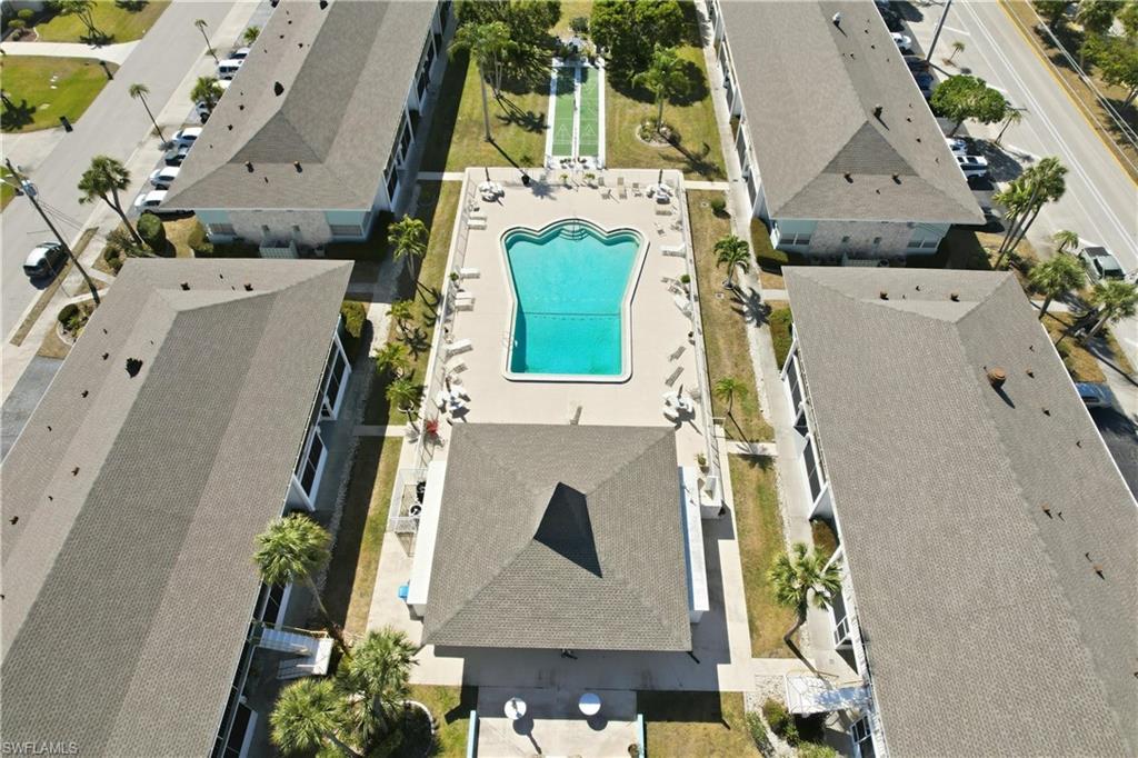 COUNTRY CLUB ESTATES CONDO - Residential