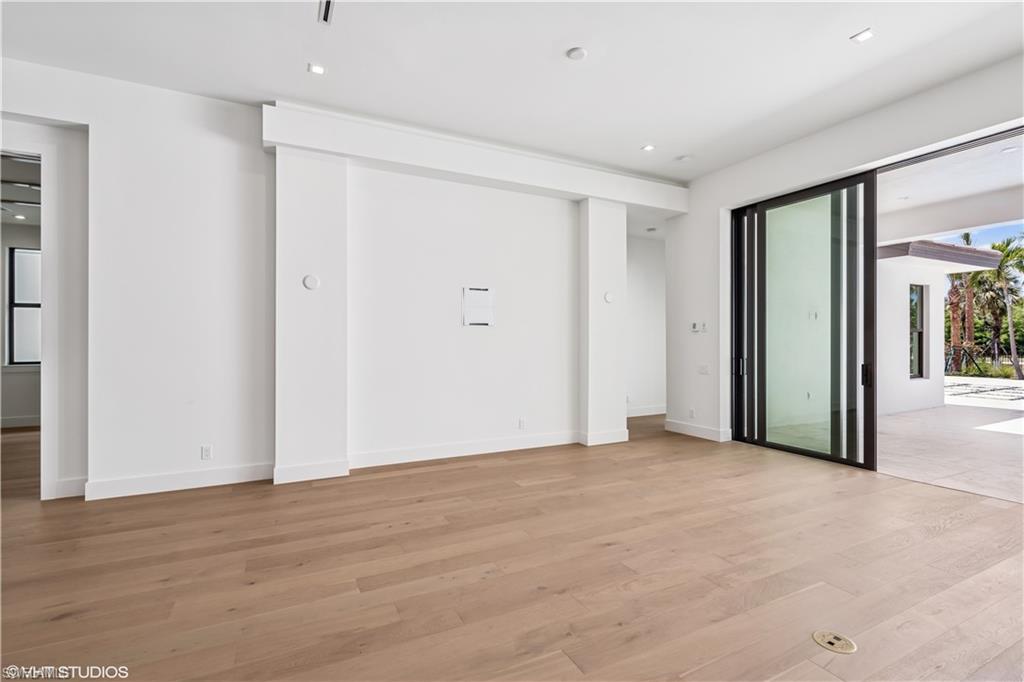 MESSINA AT MIROMAR LAKES - Residential