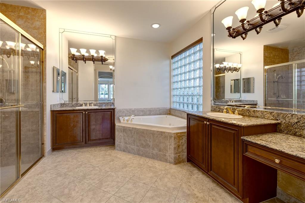 SATURNIA LAKES - Residential