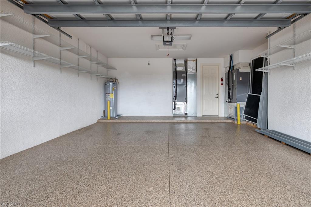 SATURNIA LAKES - Residential