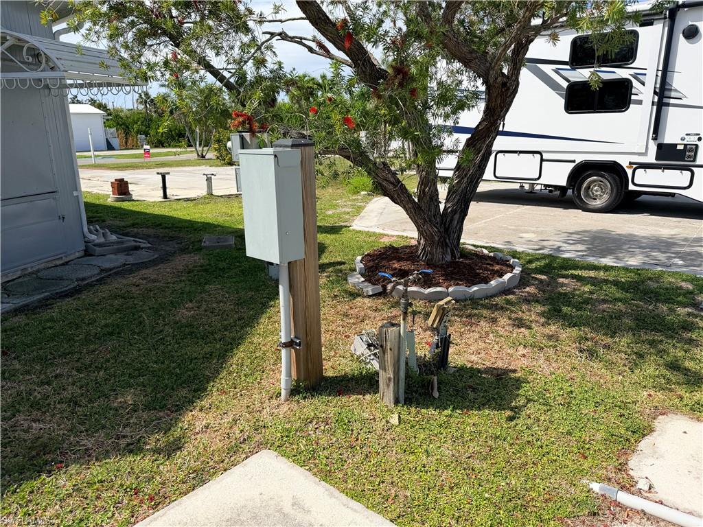 PALMETTO PALMS R V - Land