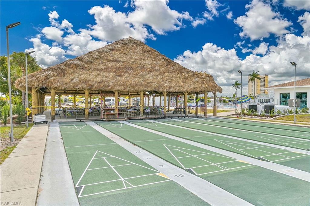 PALMETTO PALMS R V - Land