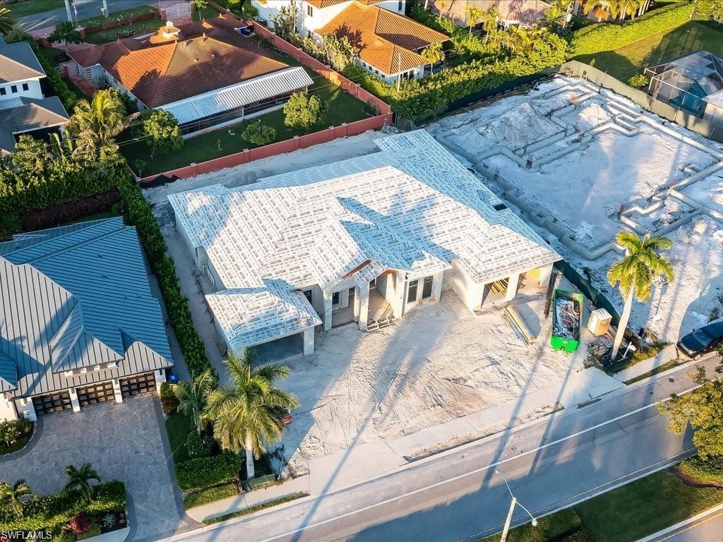 MOORINGS - Residential